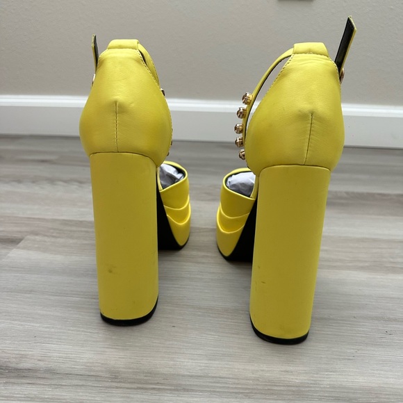 Chunky Yellow Hells - Picture 4 of 6